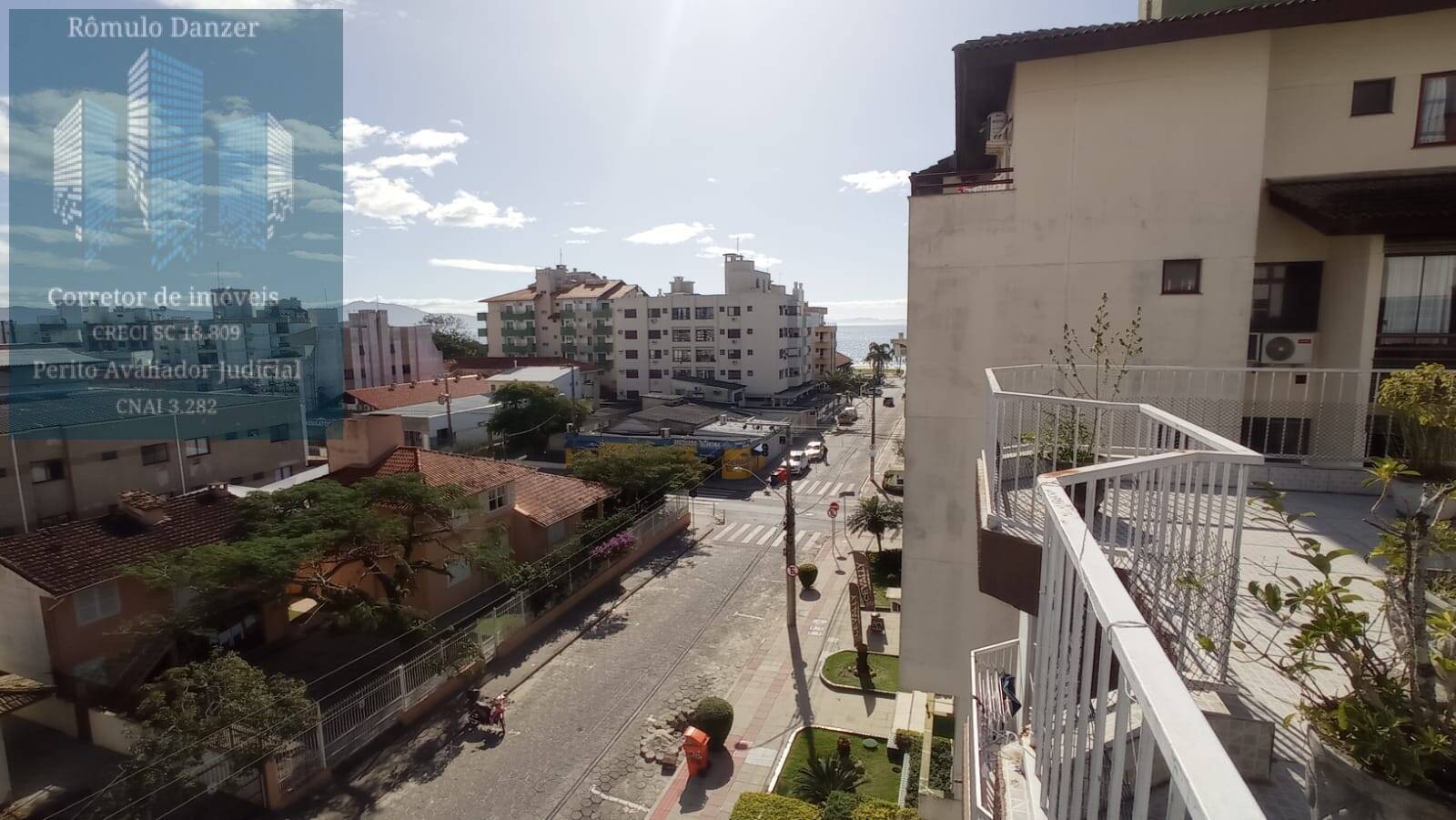 Apartamento à venda com 3 quartos, 170m² - Foto 2