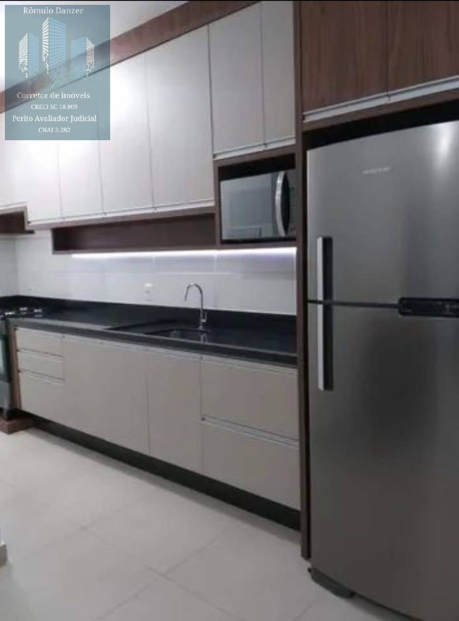 Apartamento à venda com 2 quartos, 68m² - Foto 2