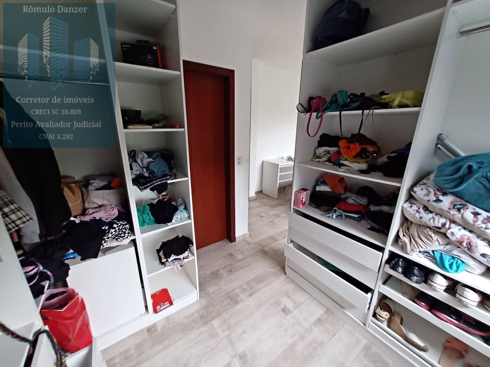 Apartamento à venda com 3 quartos, 80m² - Foto 18