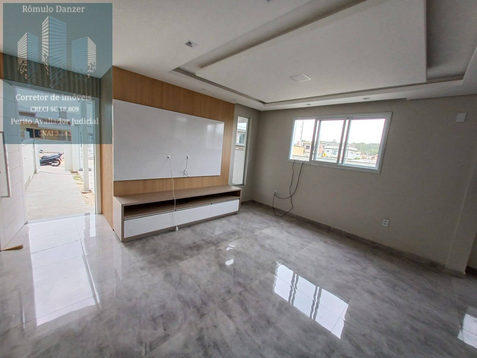 Casa à venda com 3 quartos, 177m² - Foto 4