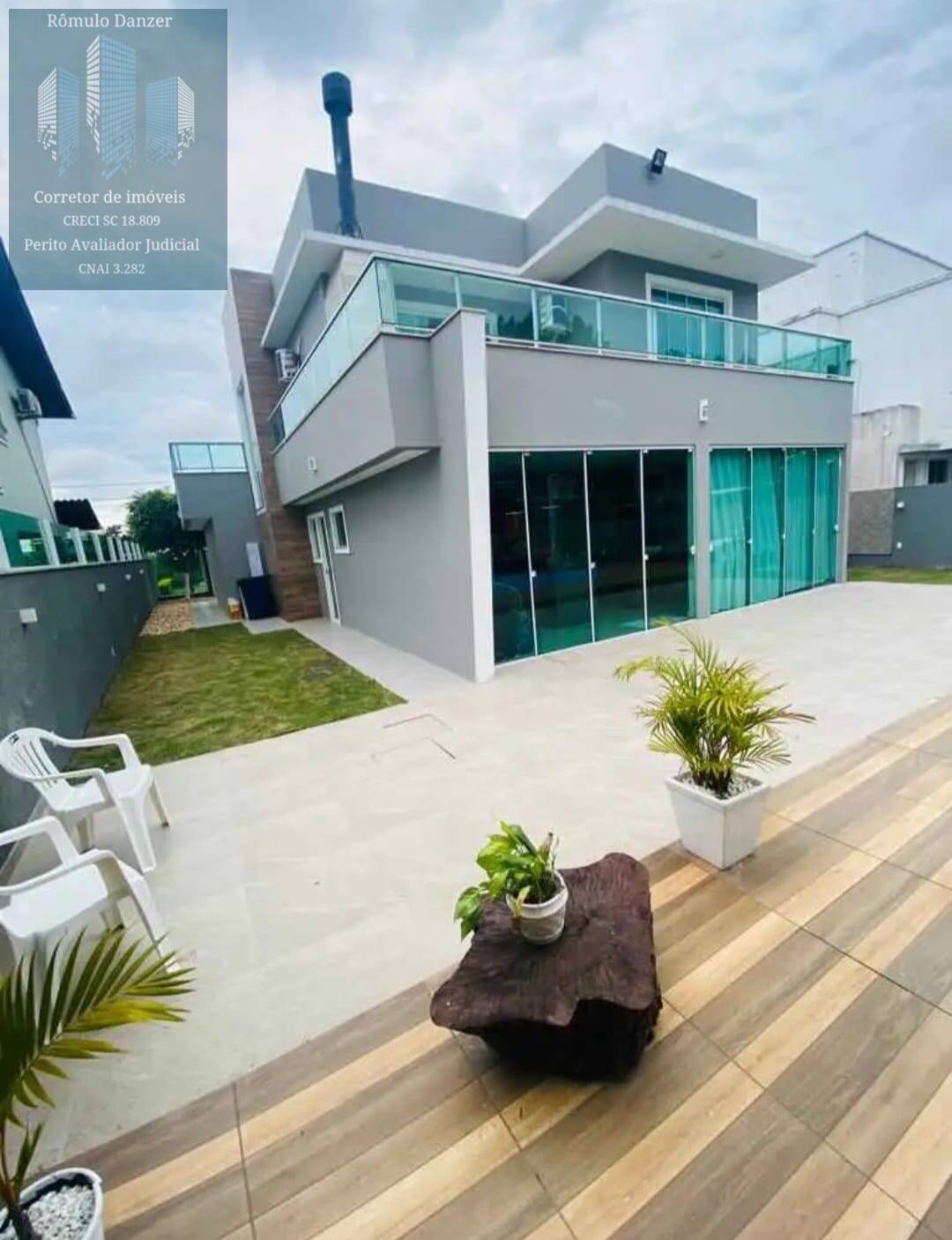 Casa à venda com 5 quartos, 320m² - Foto 8