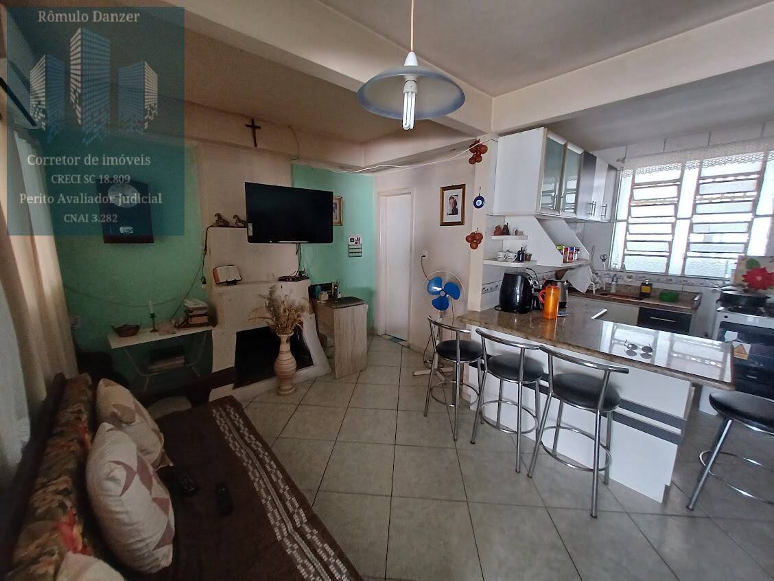 Casa à venda com 6 quartos, 420m² - Foto 5