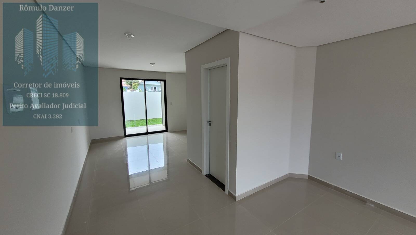 Casa à venda com 2 quartos, 100m² - Foto 5