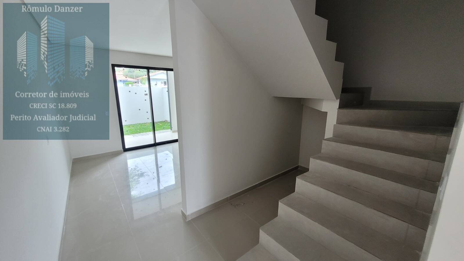 Casa à venda com 2 quartos, 100m² - Foto 8