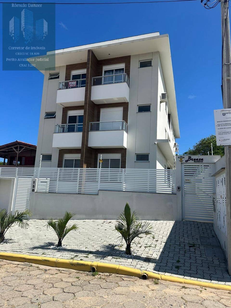 Apartamento à venda com 2 quartos, 64m² - Foto 1