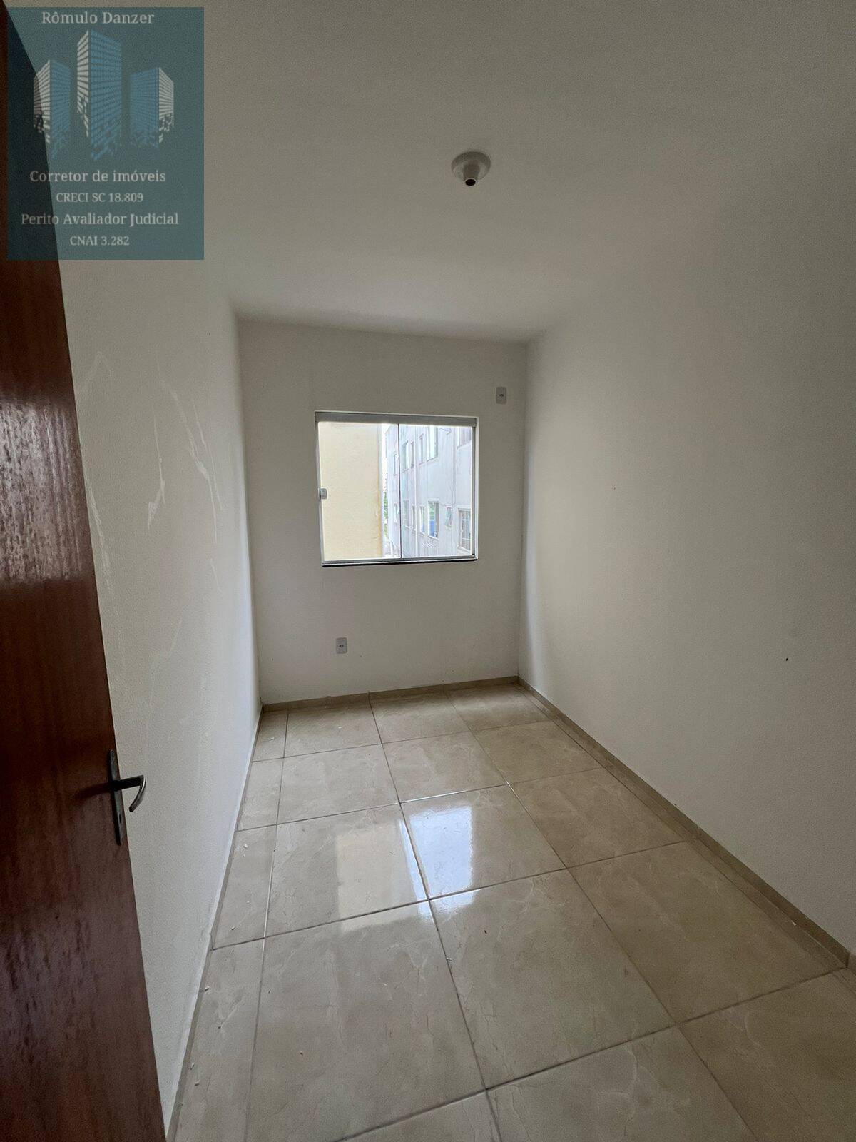 Apartamento à venda com 2 quartos, 60m² - Foto 10