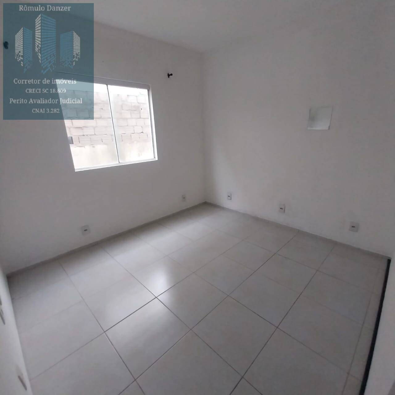 Apartamento à venda com 2 quartos, 100m² - Foto 7