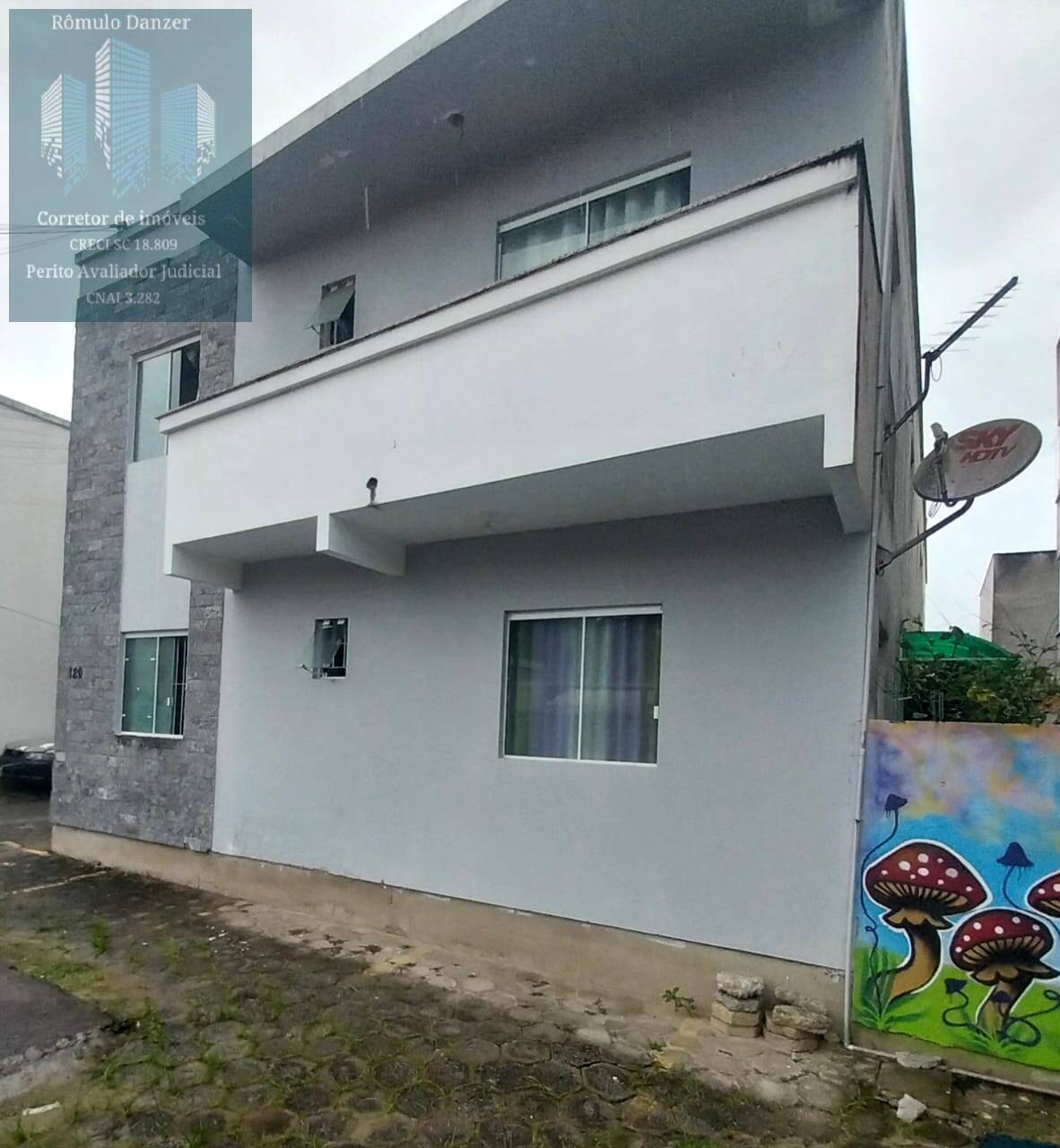 Apartamento à venda com 2 quartos, 100m² - Foto 2