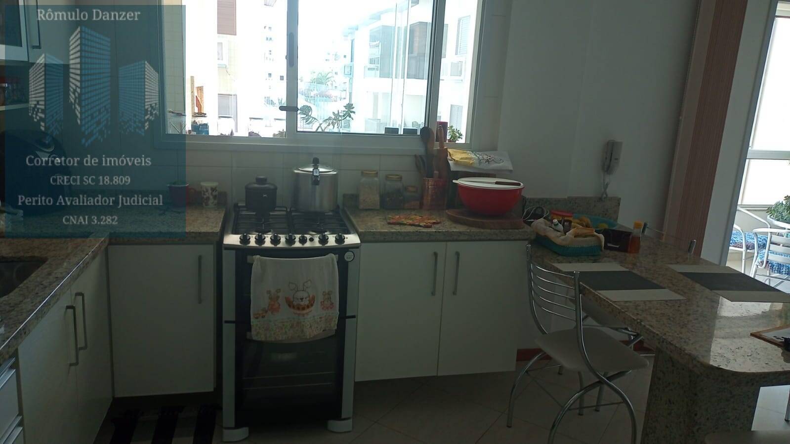 Apartamento à venda com 3 quartos, 110m² - Foto 57