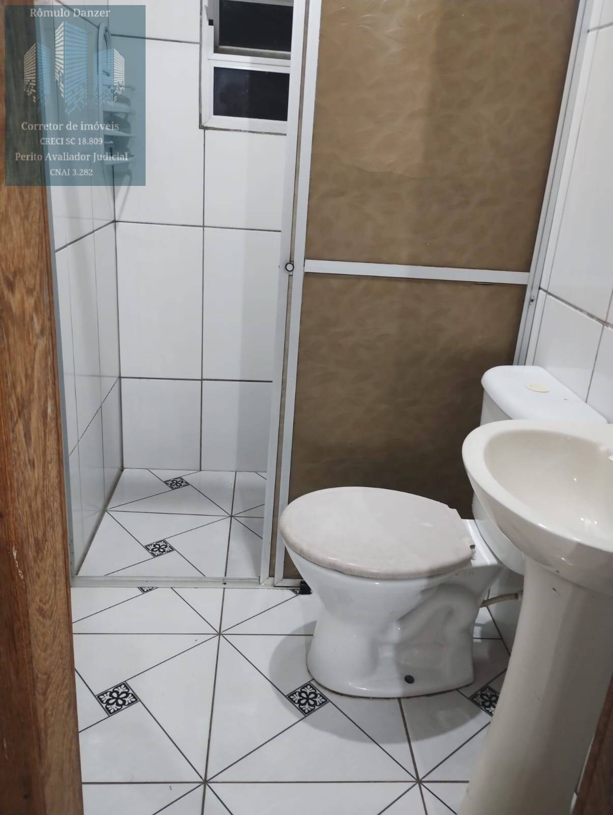 Casa à venda com 4 quartos, 150m² - Foto 15