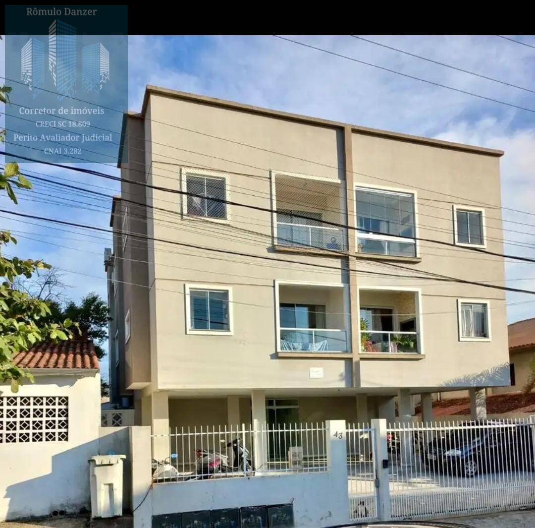 Apartamento à venda com 2 quartos, 64m² - Foto 1