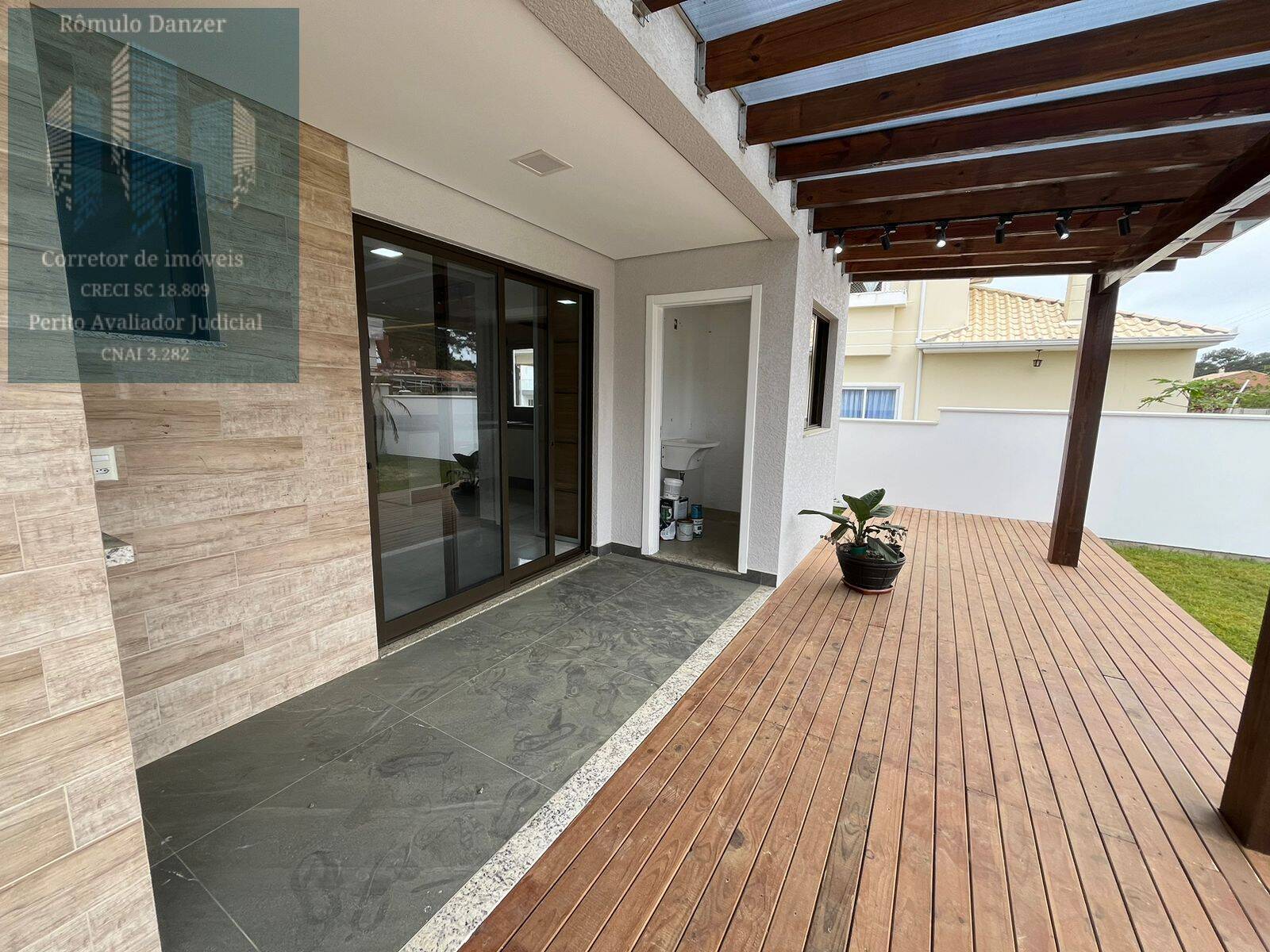 Casa à venda com 4 quartos, 375m² - Foto 7