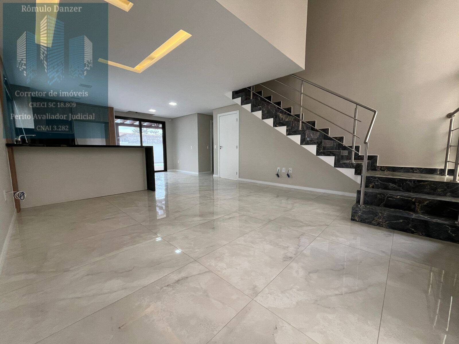 Casa à venda com 4 quartos, 375m² - Foto 32