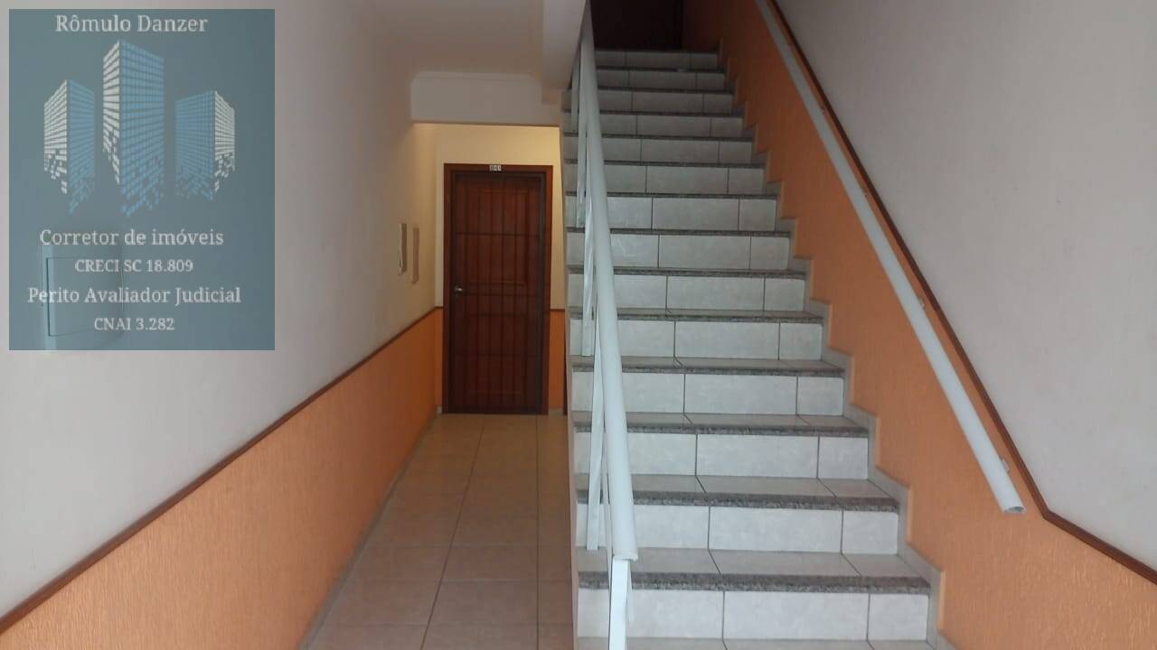 Apartamento à venda com 2 quartos, 60m² - Foto 22