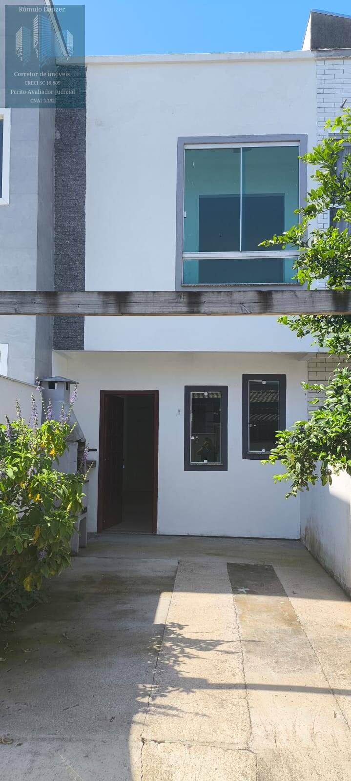 Casa à venda com 2 quartos, 60m² - Foto 15