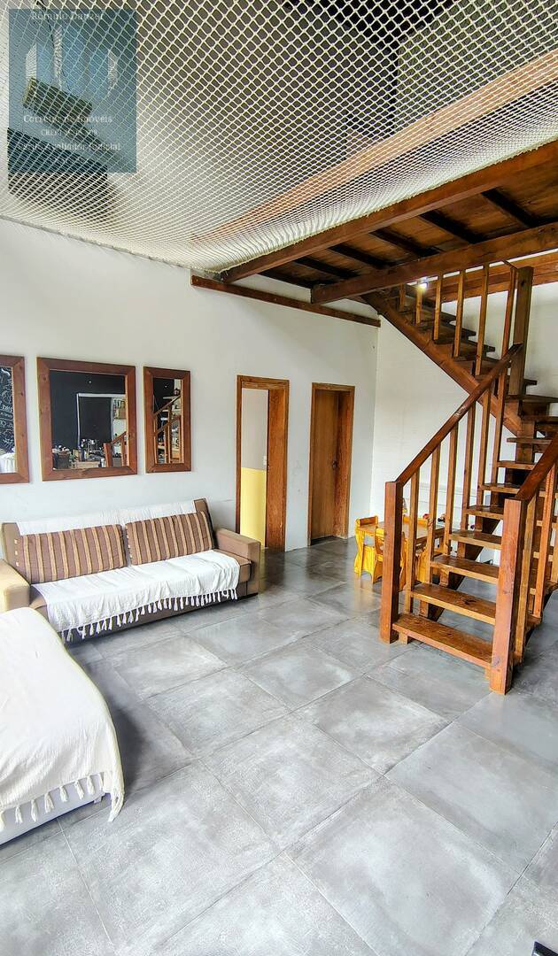 Casa à venda com 3 quartos, 112m² - Foto 27