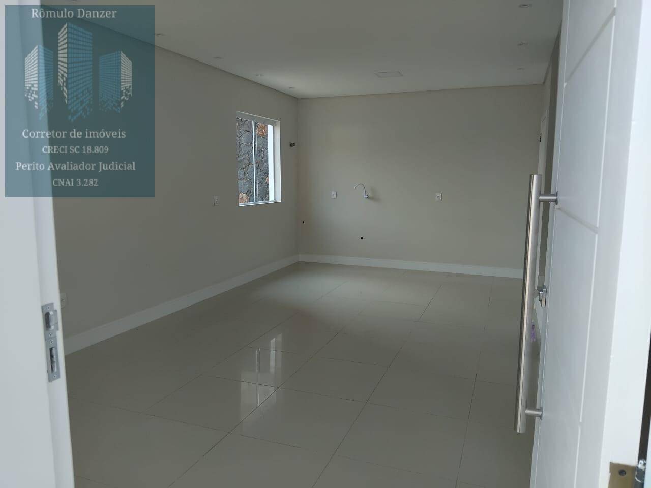 Casa à venda com 3 quartos, 82m² - Foto 13