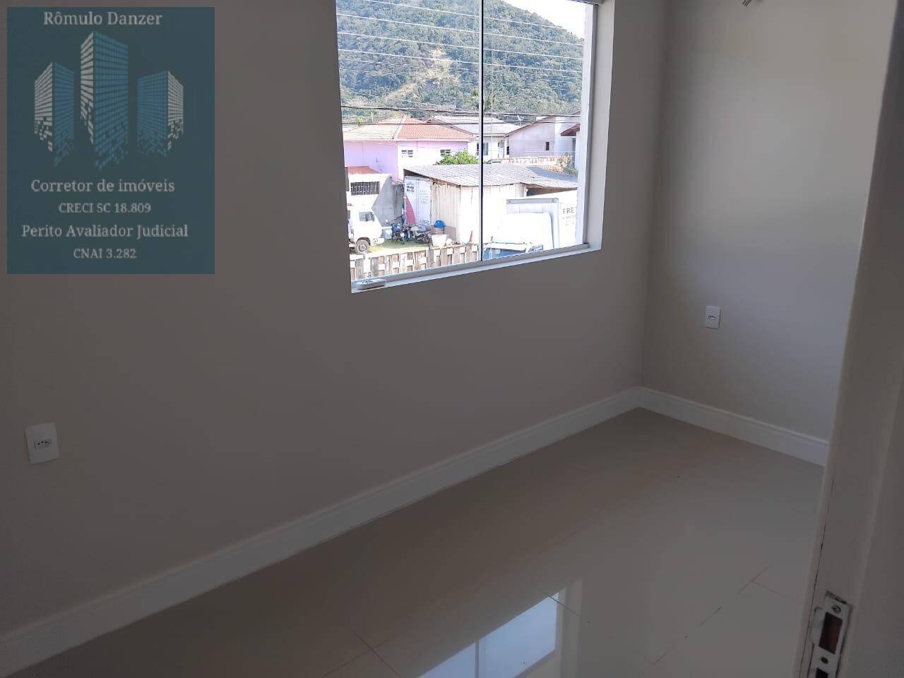 Casa à venda com 3 quartos, 82m² - Foto 22